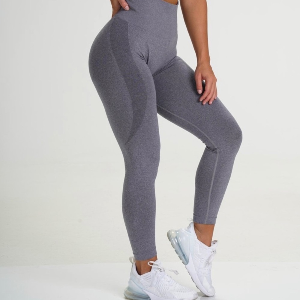 NVGTN seamless countour grey leggings